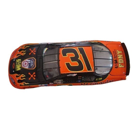 Action Robby Gordon #31 Cingular FDNY 2003 Monte carlo PN 104763 - Picture 11 of 12